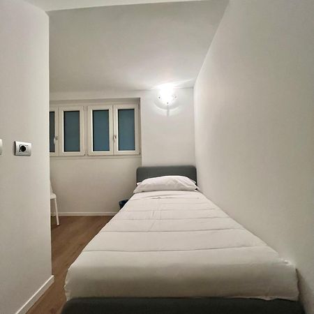 Central Side Apartment Milan Extérieur photo