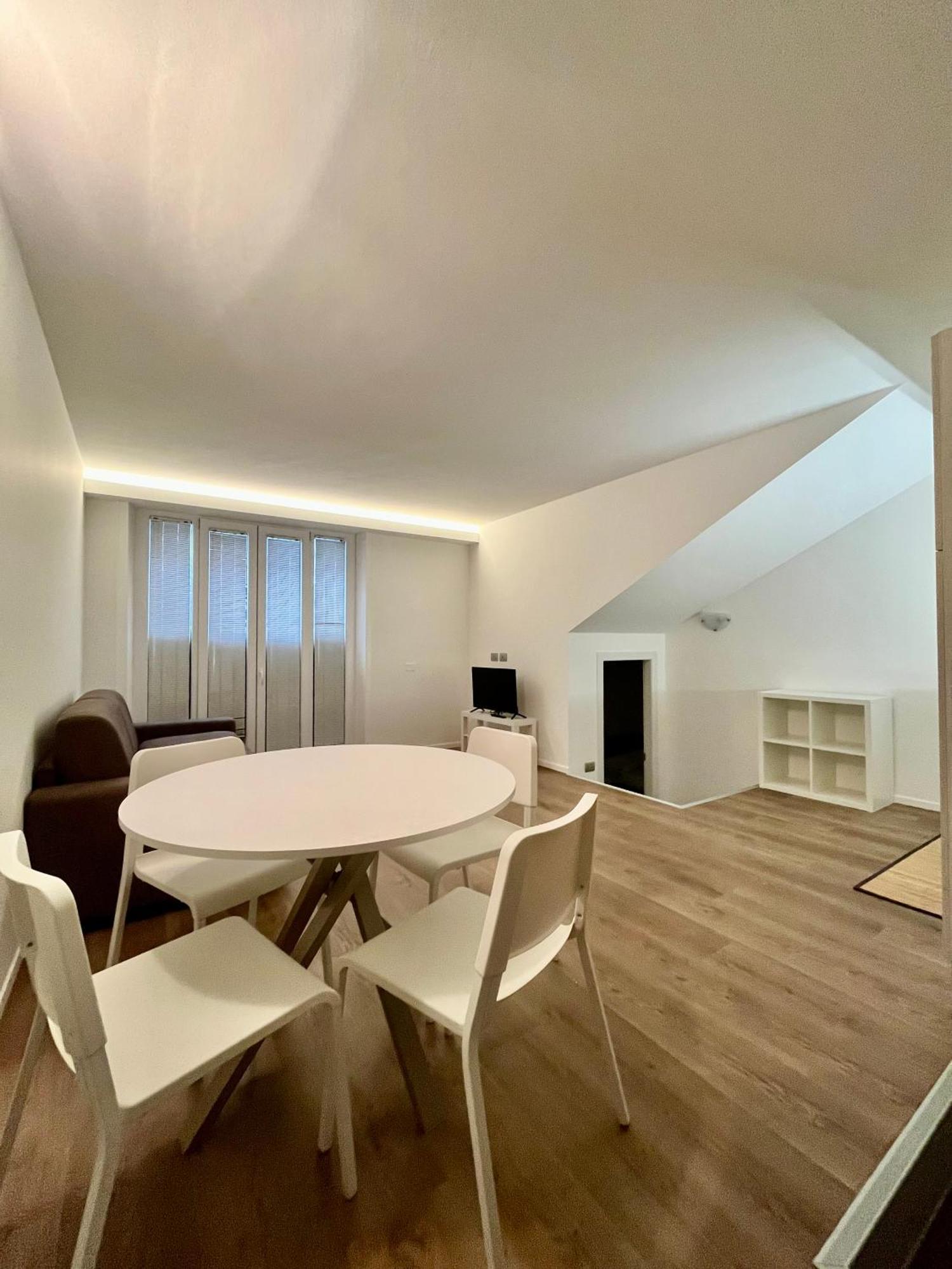 Central Side Apartment Milan Extérieur photo