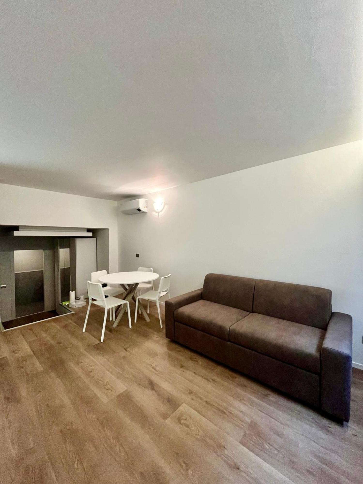 Central Side Apartment Milan Extérieur photo