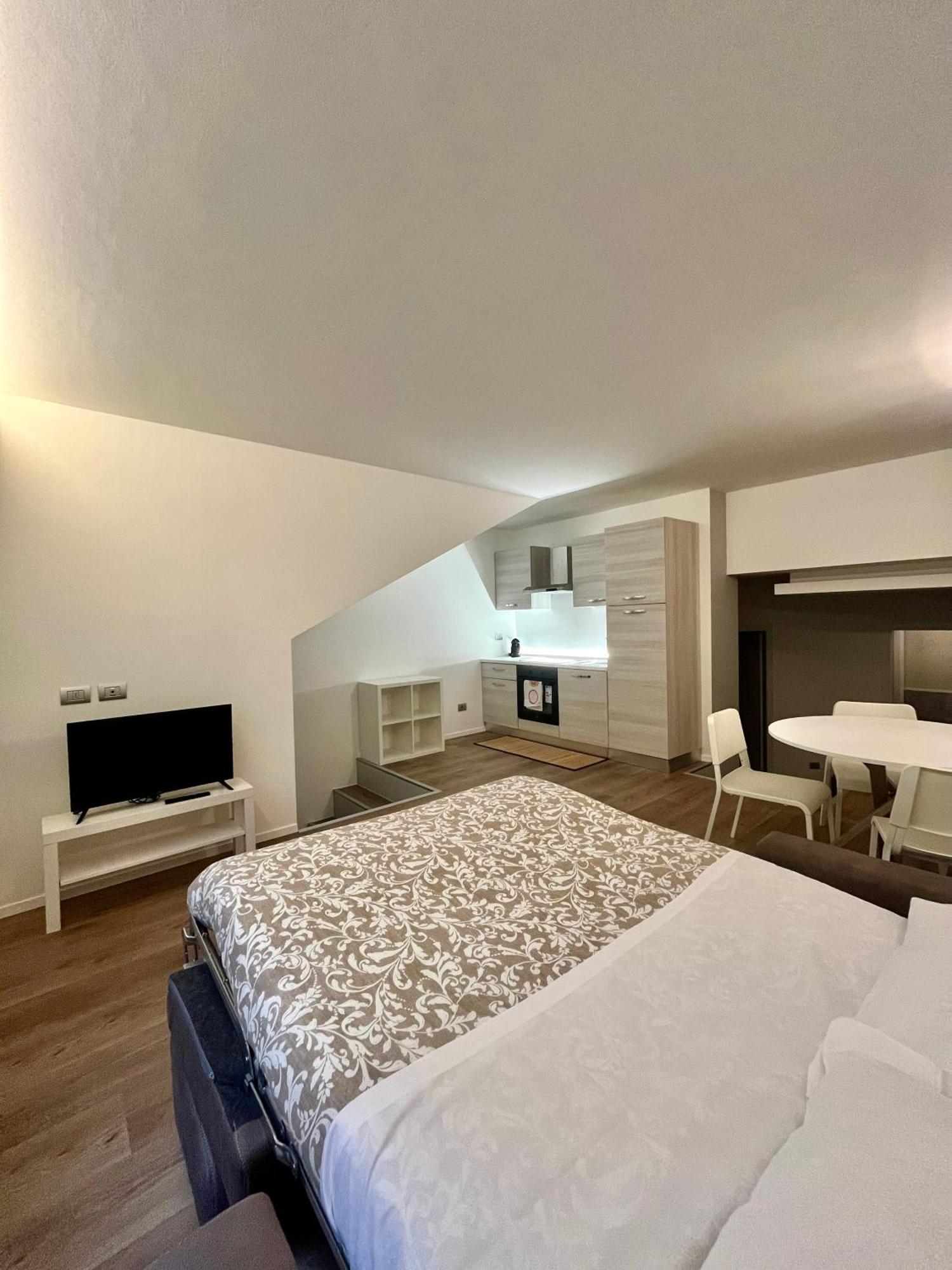 Central Side Apartment Milan Extérieur photo