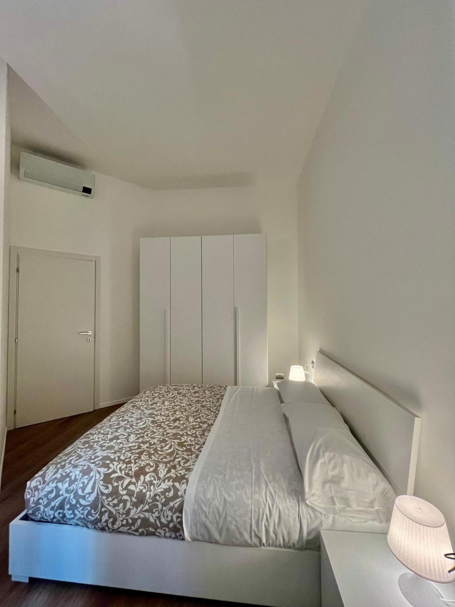 Central Side Apartment Milan Extérieur photo